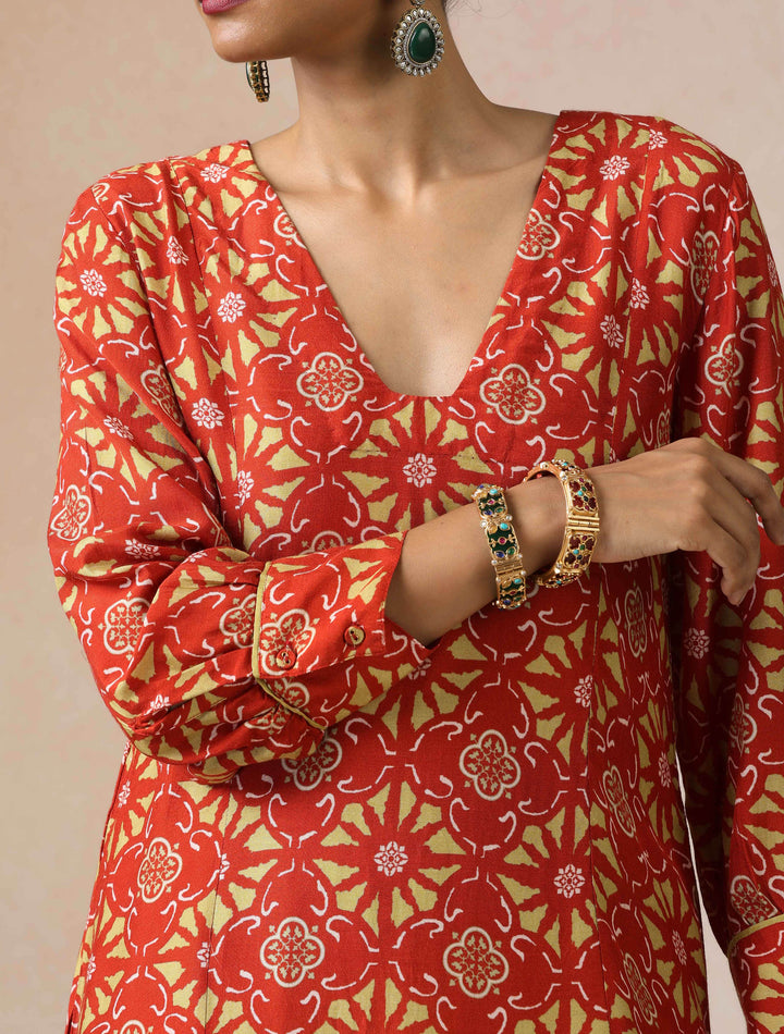 Red Light Green Print Vicose A-line Glass Neck Kurta Set | SHOBITAM