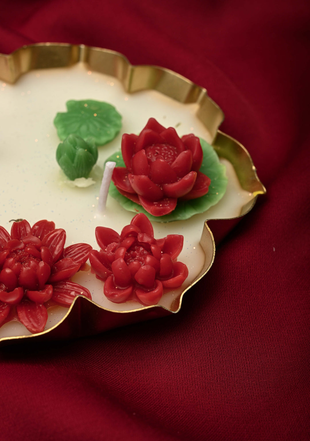 Urli with Lotus scented gliter candles | SHOBITAM