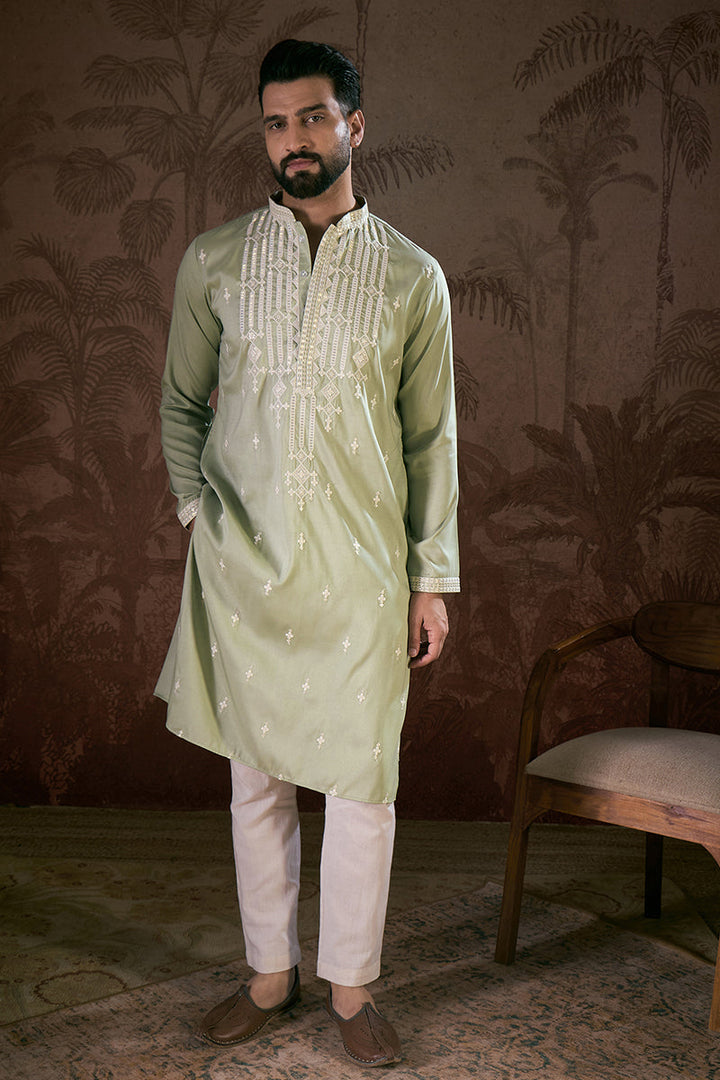 Green Silk Blend Solid Embroidered Straight Kurta | SHOBITAM