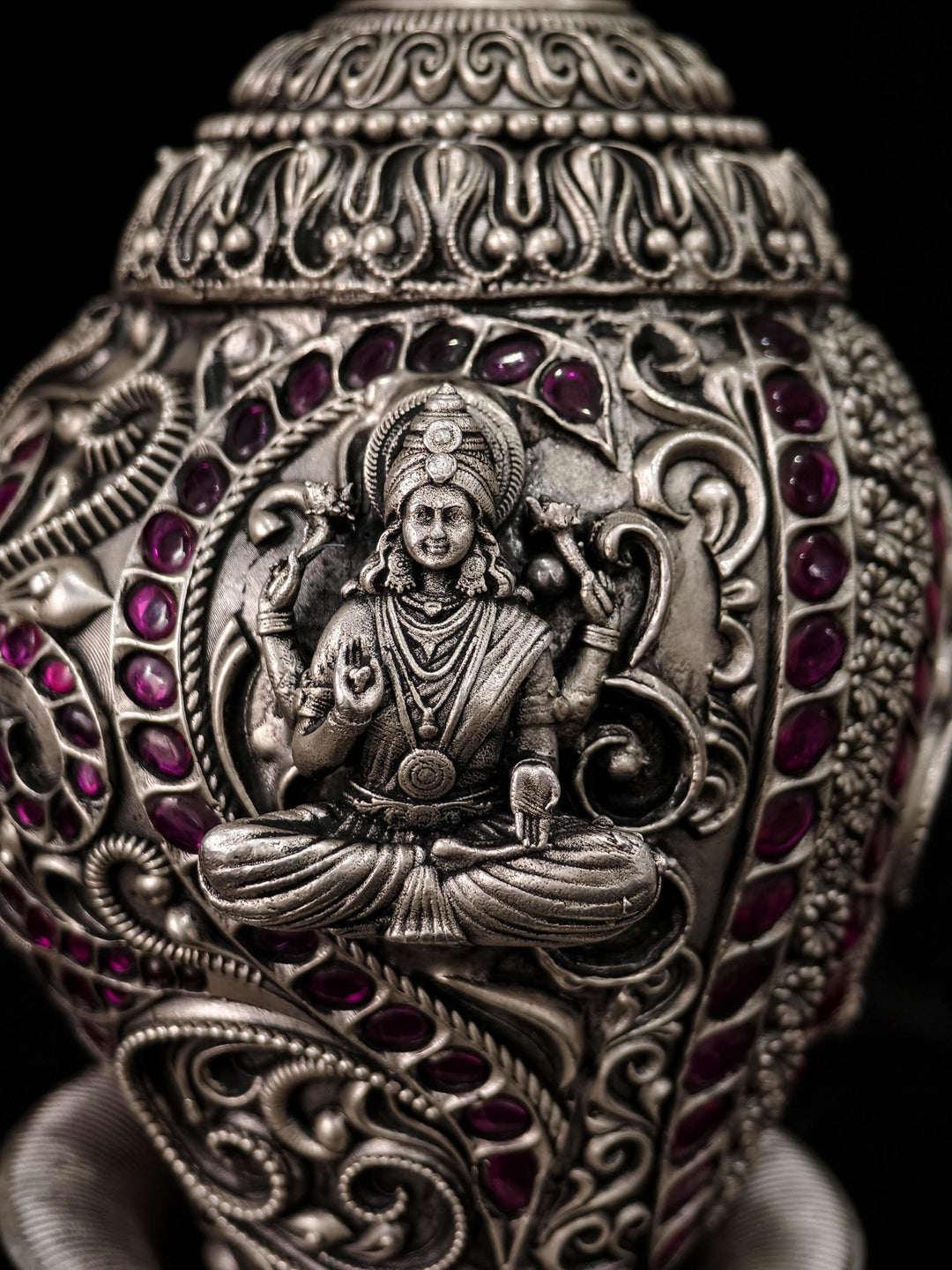 Pure 92.5 Silver Lakshmi Conch Shell with Turtle Stand, embellished with stones