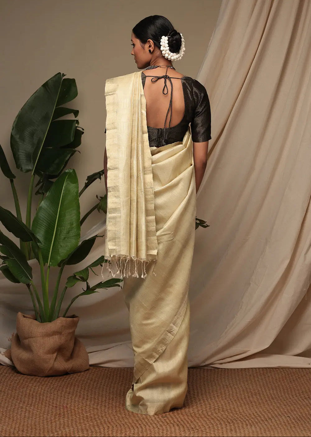 Handloom Almond White Pure Tussar Silk Saree With Zari Border | SILK MARK CERTIFIED | SHOBITAM