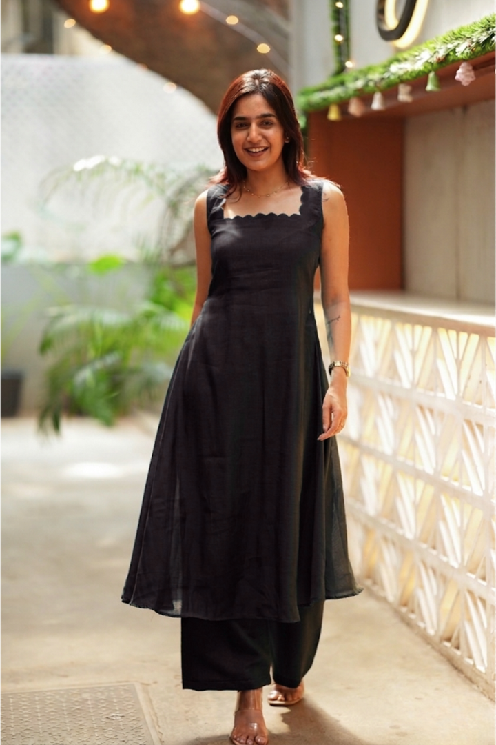 Aarna Black Kurta Set (Set of 2) | SHOBITAM