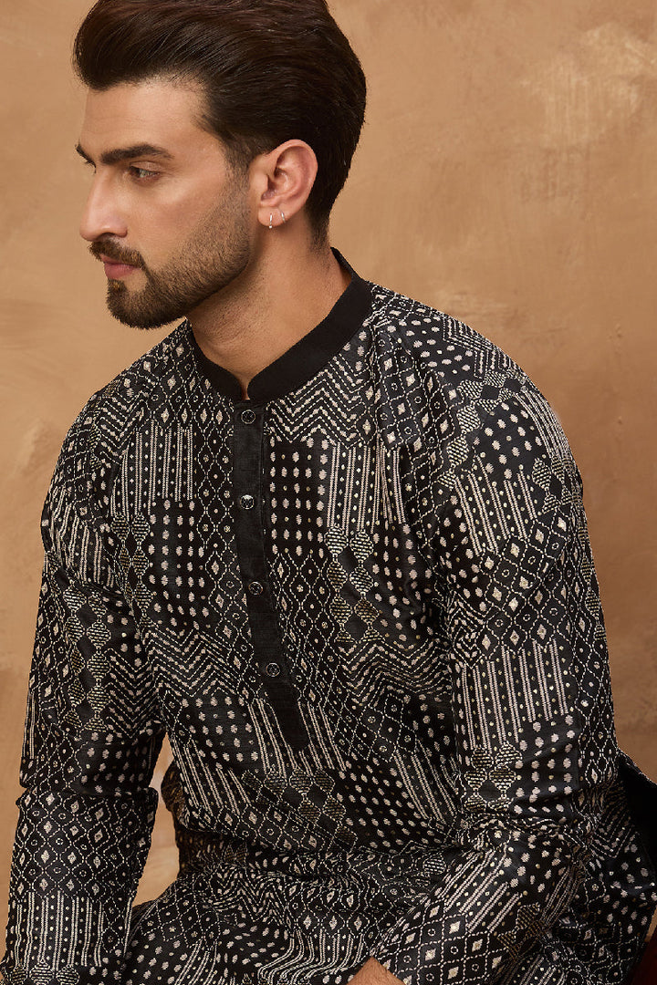 Black Silk Blend Geometric Printed Straight Kurta  | SHOBITAM