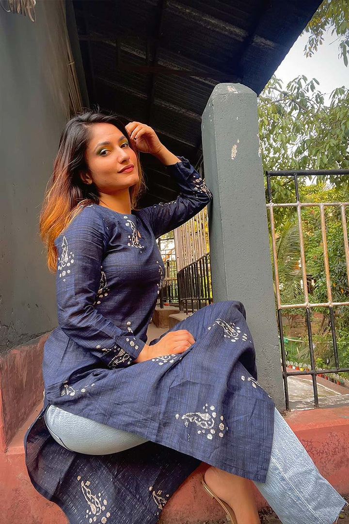 Rayon Blend Navy Blue and Off-White color Printed Straight Kurta | SHOBITAM