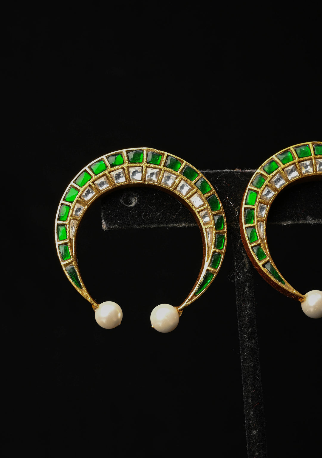 92.5 Silver Sithun Kundan Horse Shoe Crescent Stud Earrings