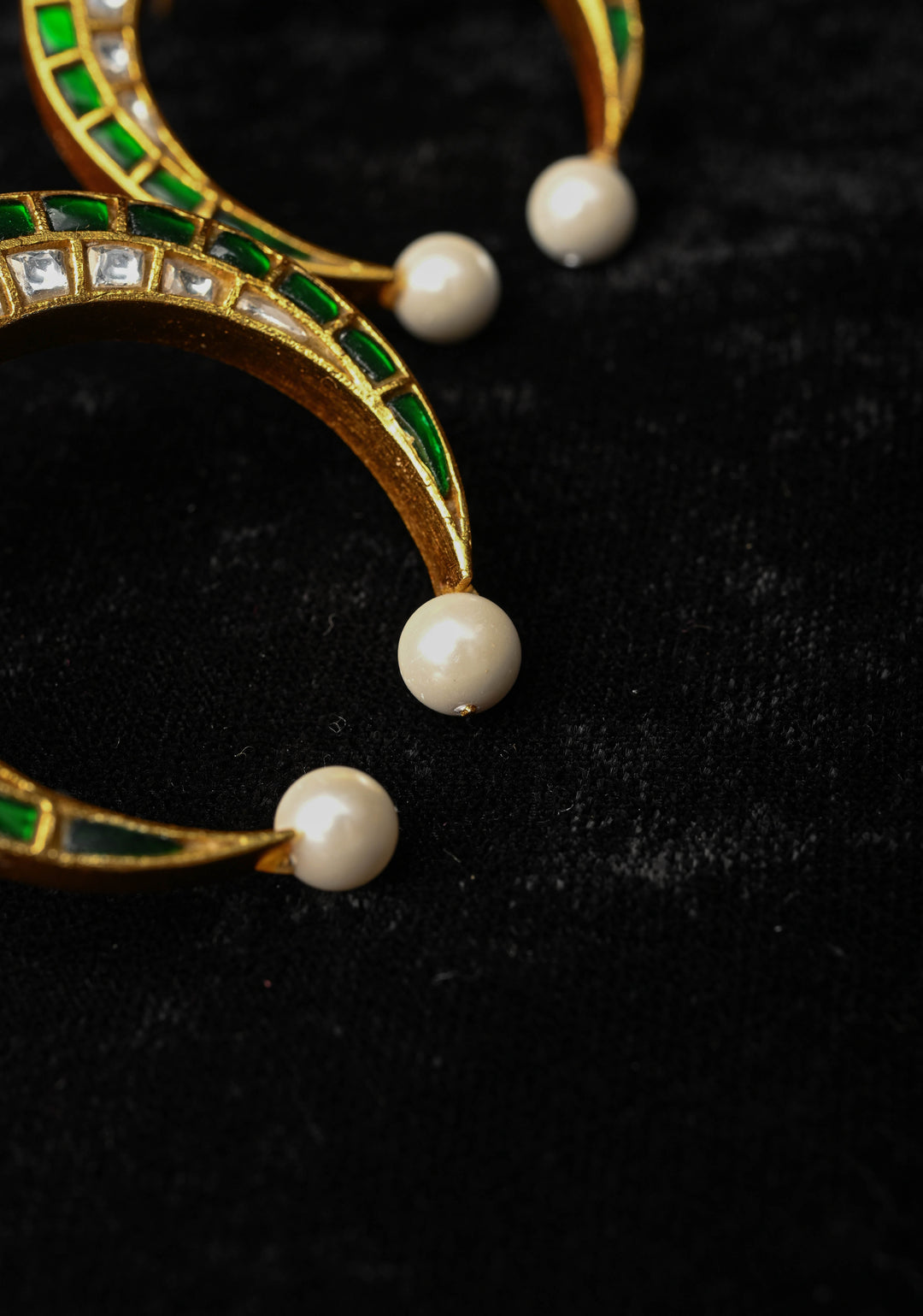 92.5 Silver Sithun Kundan Horse Shoe Crescent Stud Earrings