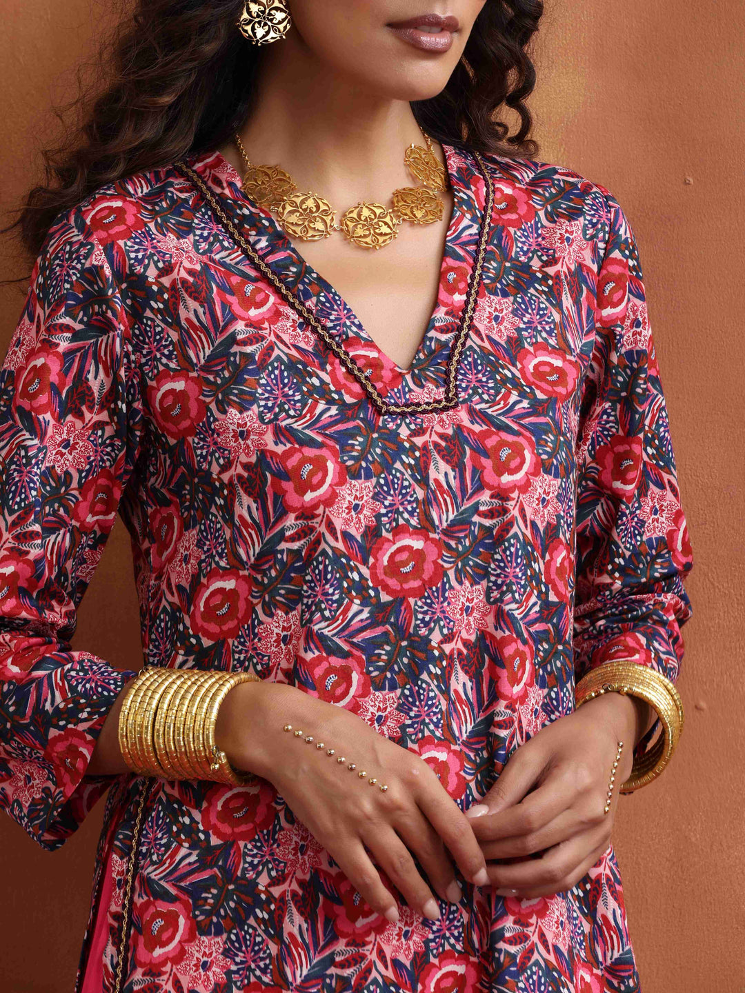 Pink Print High Slit Kurta Set | SHOBITAM
