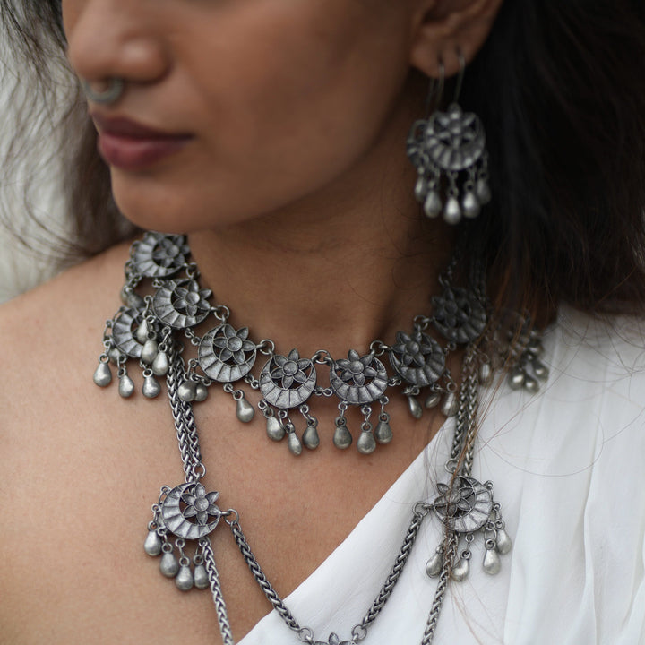Chandrapushpa Chain Choker Necklace | SHOBITAM