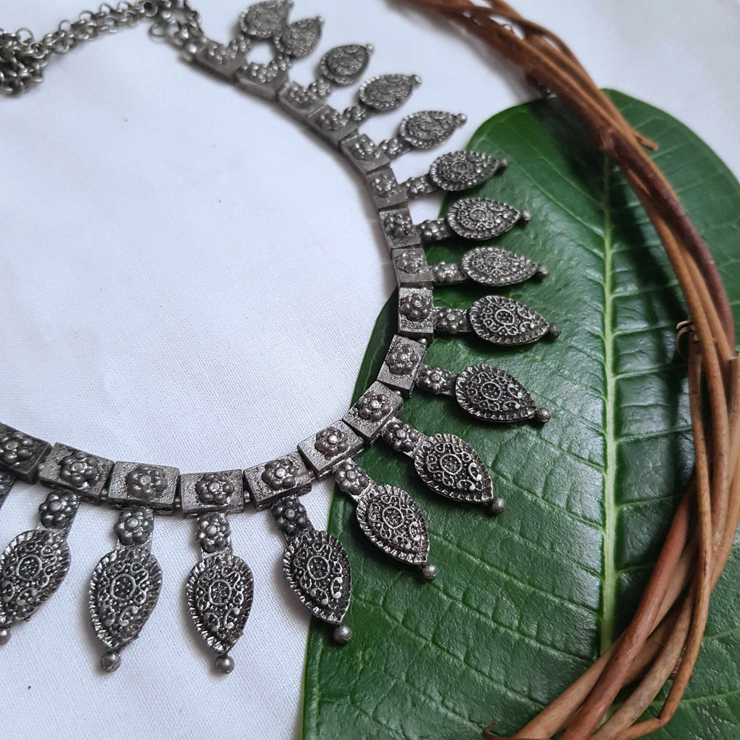 Patta Choker Necklace | SHOBITAM