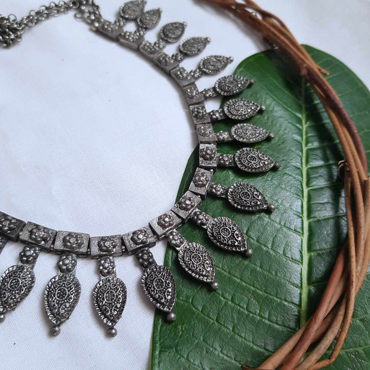 Patta Choker Necklace | SHOBITAM