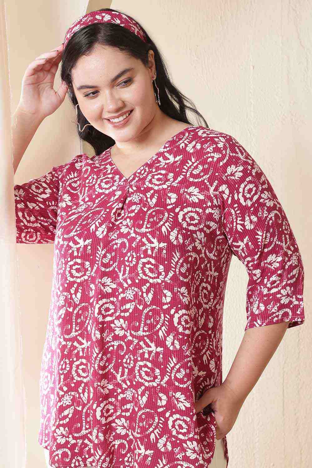 Plus Size Pink Center Pleat Batik Style Print V-Neck Cotton Top in Cotton | Made to Order
