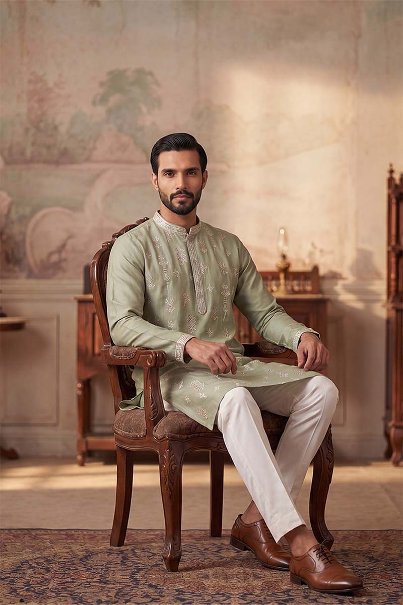 Mens Green Silk Blend Solid Embroidered Kurta With Trousers | SHOBITAM