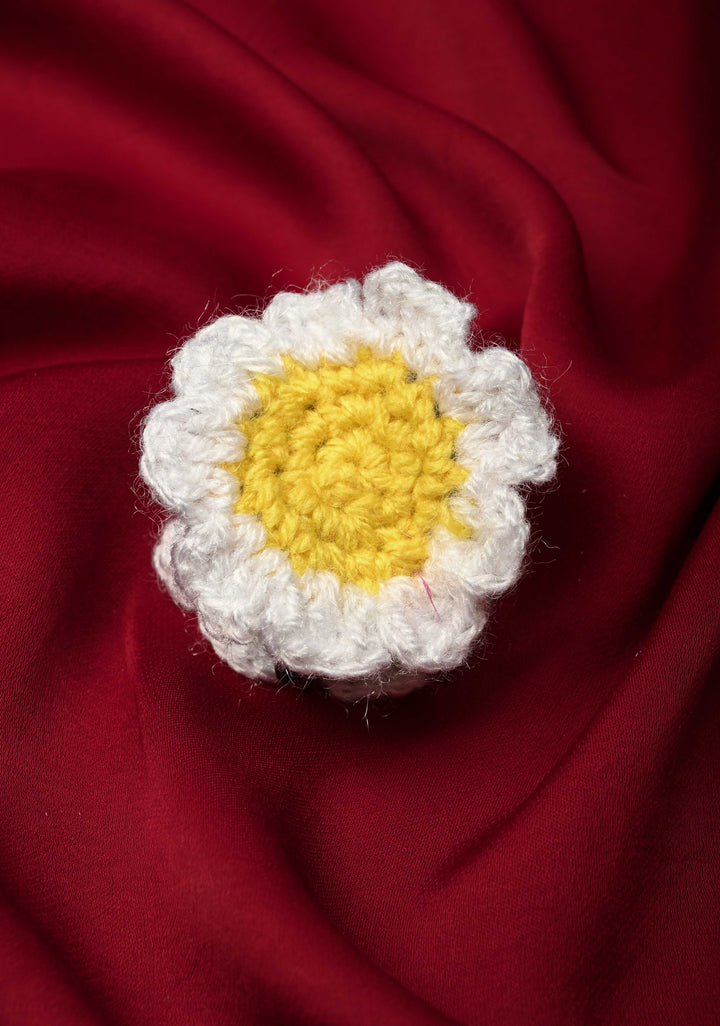 Daisy Crochet Hair Claw Clip | SHOBITAM