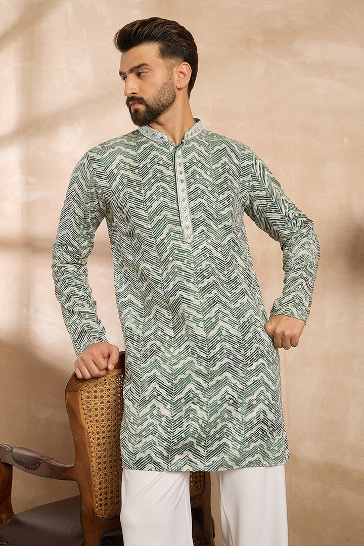 Green Silk Blend Solid Embroidered Straight Kurta With Trouser | SHOBITAM