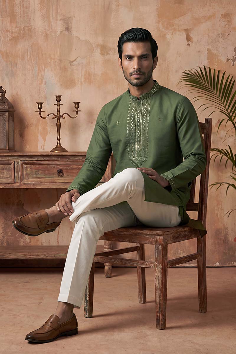 Mens Green Silk Blend Solid Emboidered Sequins Kurta With Trouser | SHOBITAM