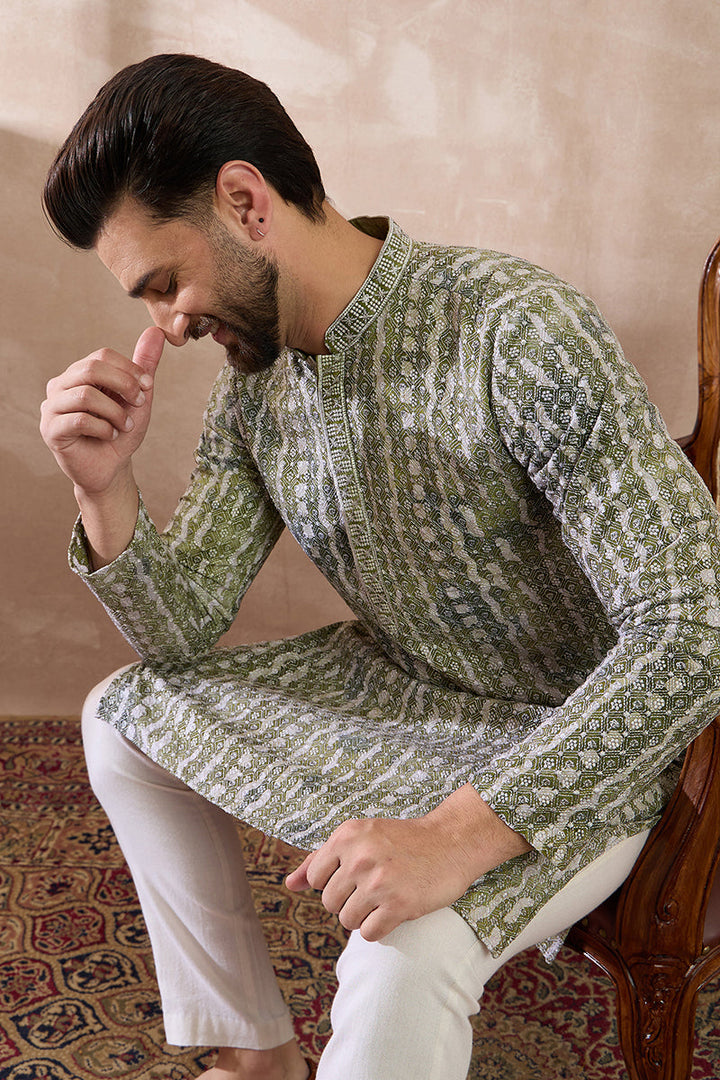 Green Silk Blend Printed Mandarin Collar Straight Kurta With Trouser | SHOBITAM