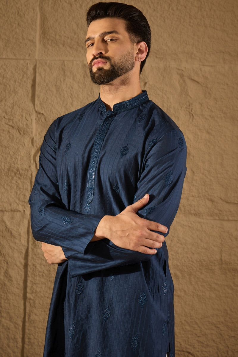 Blue Viscose Rayon Solid Embroidered Straight Kurta | SHOBITAM