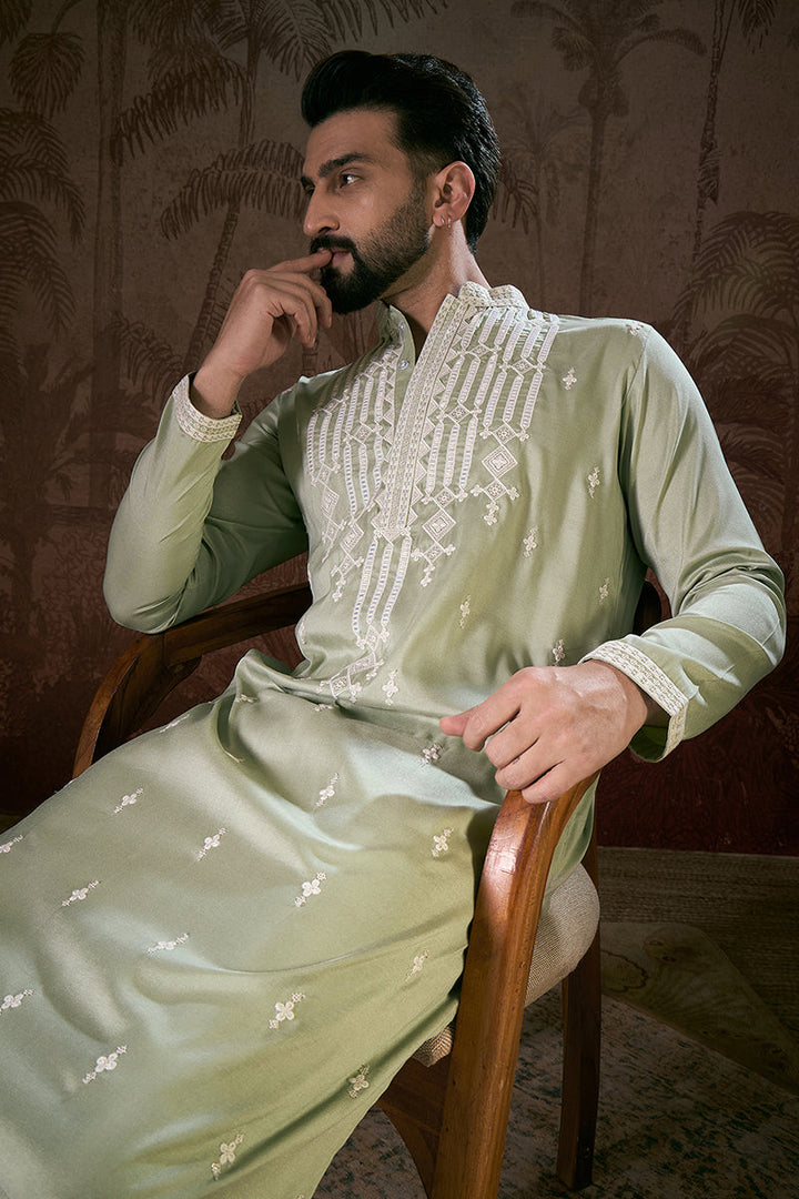 Green Silk Blend Solid Embroidered Straight Kurta | SHOBITAM
