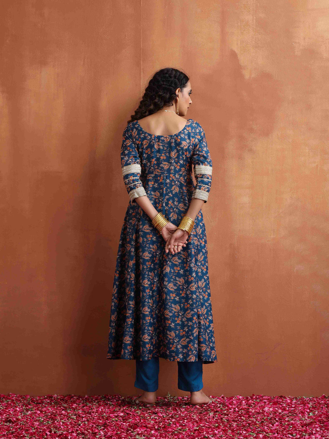 Blue Print Flared Anarakali Kurta Set | SHOBITAM | SHOBITAM