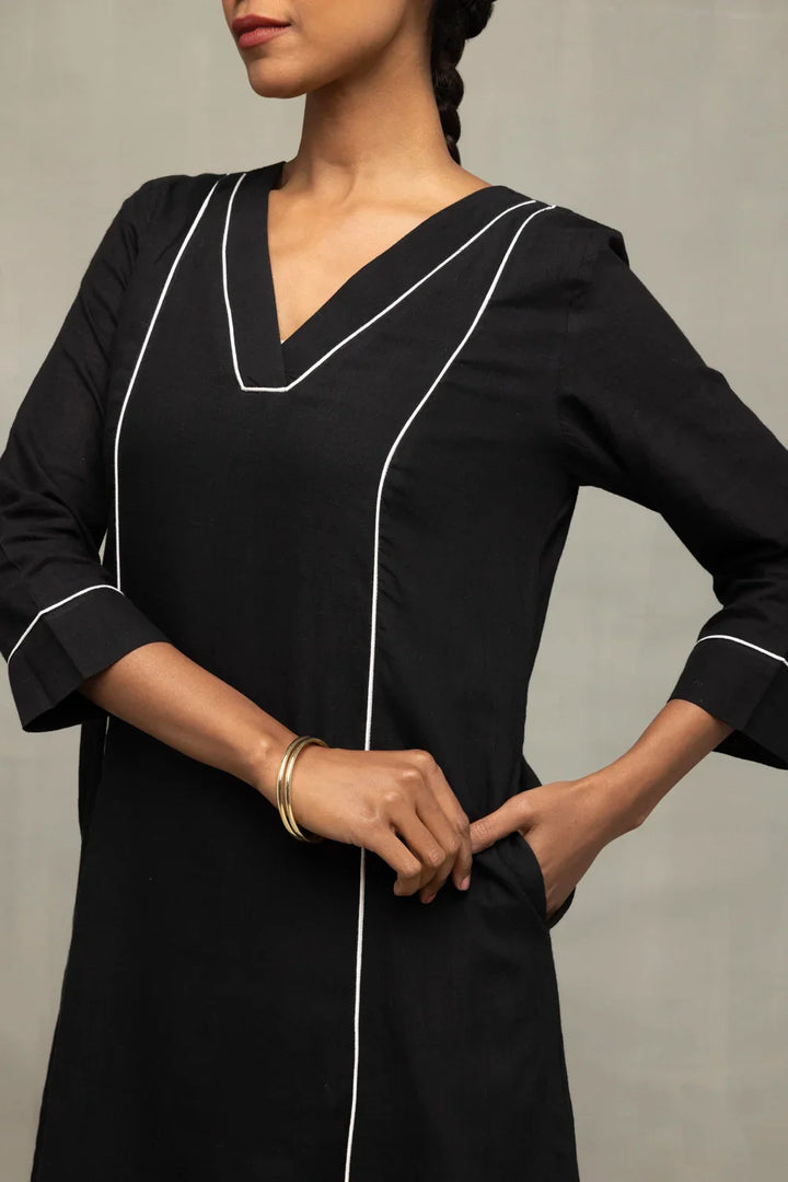 Black Bengal Cotton Kurta Set With Jamdani Dupatta | SHOBITAM