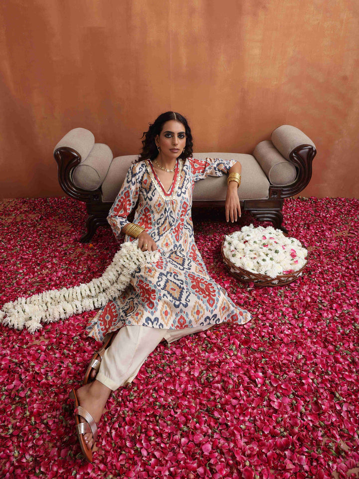 Off White Ikat Print Kurta Set  | SHOBITAM