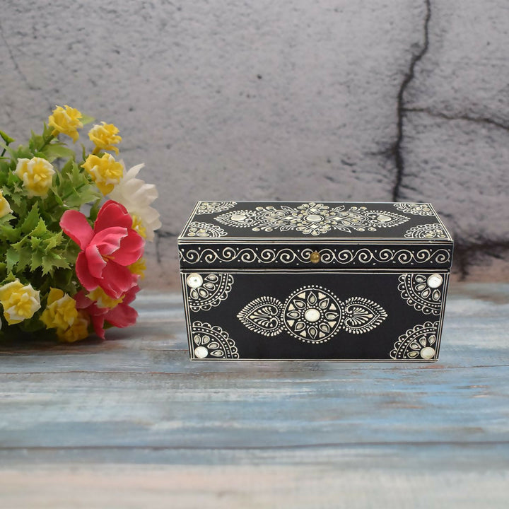 WOODEN PAINTED BOX | SHOBITAM