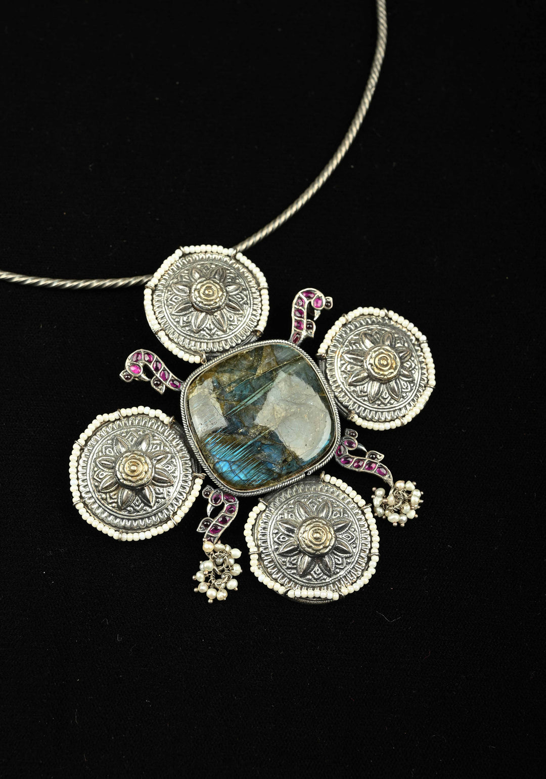 92.5 Silver, Contemporary Hasli with Chunky Studded Pendant
