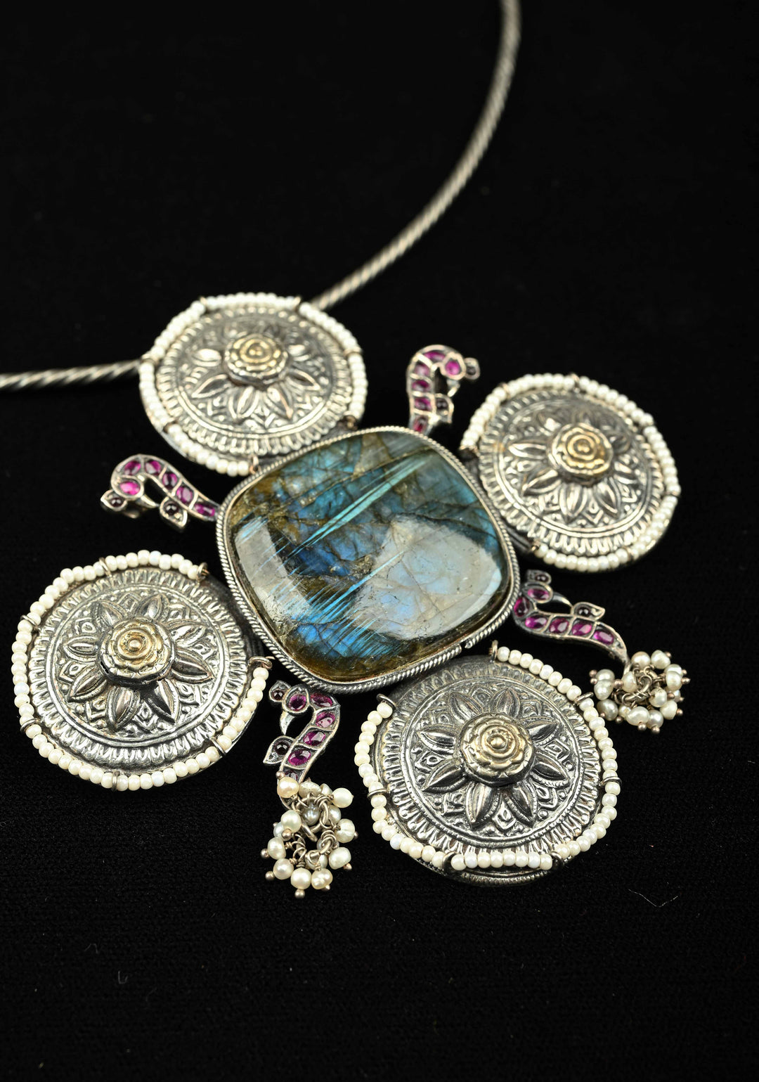 92.5 Silver, Contemporary Hasli with Chunky Studded Pendant
