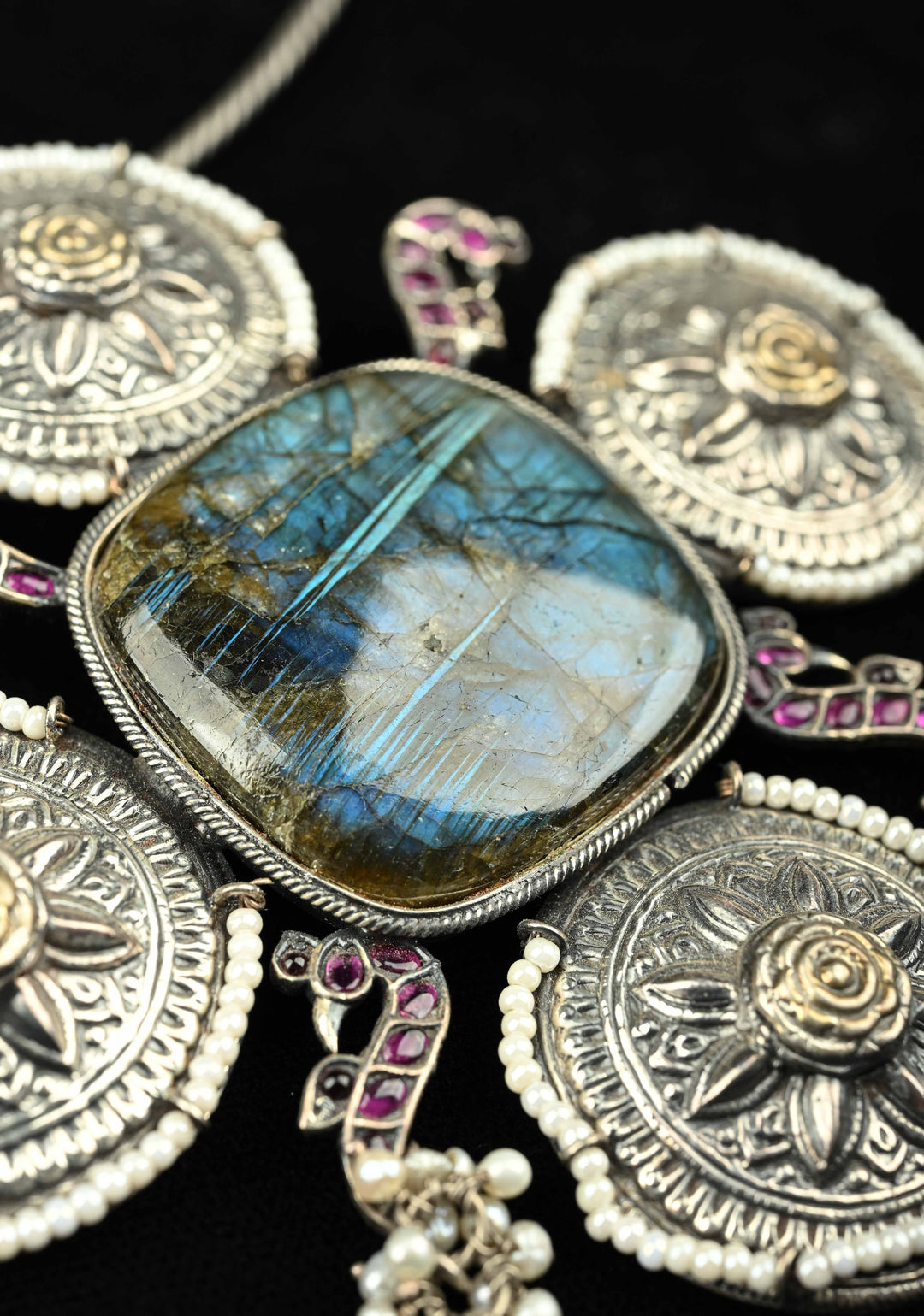 92.5 Silver, Contemporary Hasli with Chunky Studded Pendant