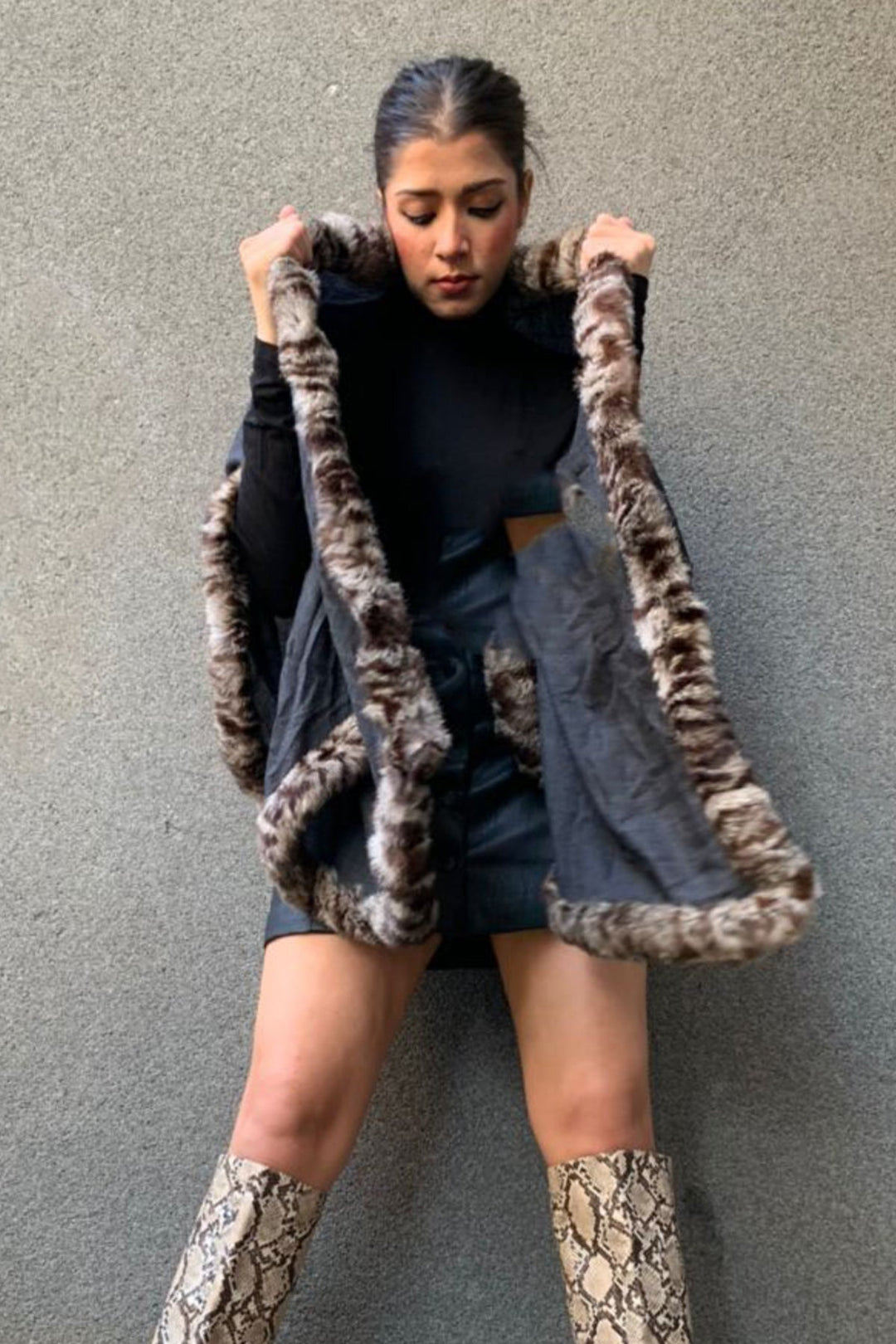 Sukhmani Gambhir In Pashmina Fur Border Stole | SHOBITAM