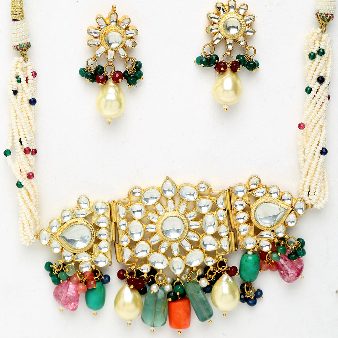 Women's Kundan Maharani Choker with Earrings | SHOBITAM