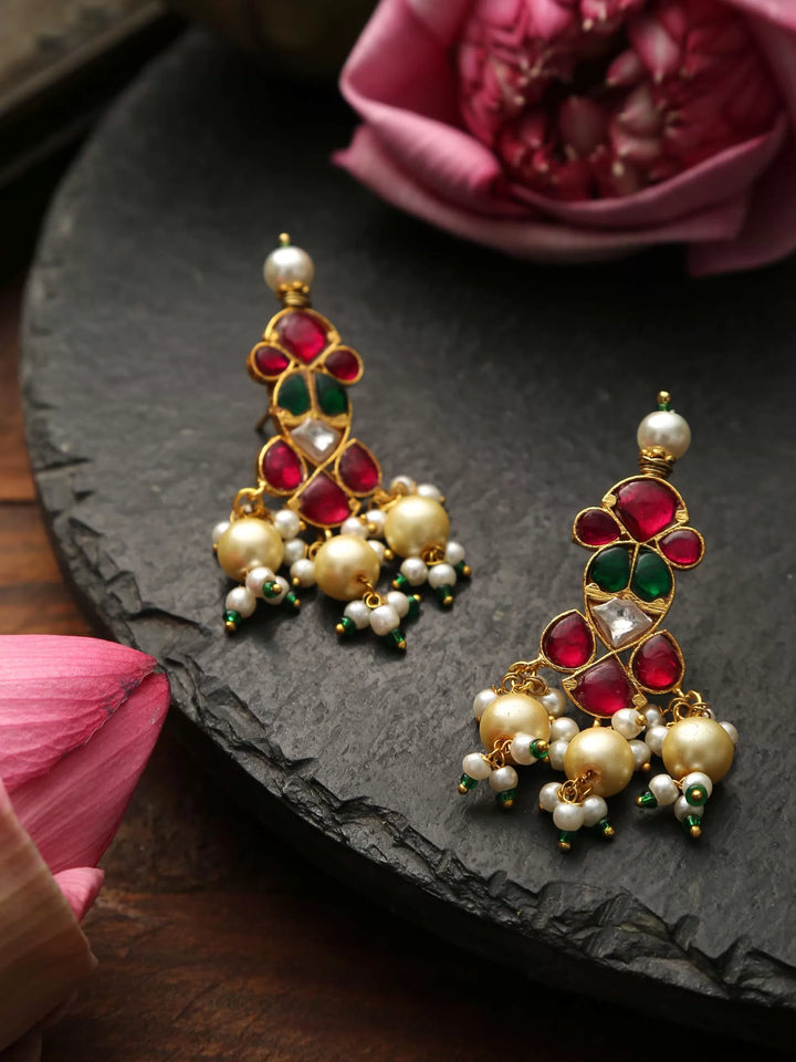 Pearl Kundan Choker With Earrings | SHOBITAM
