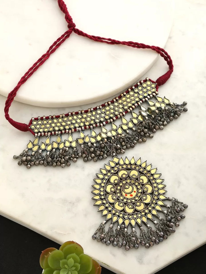 Choker Necklace - Glass with Removable Pendant - Gold Tone Glass | SHOBITAM