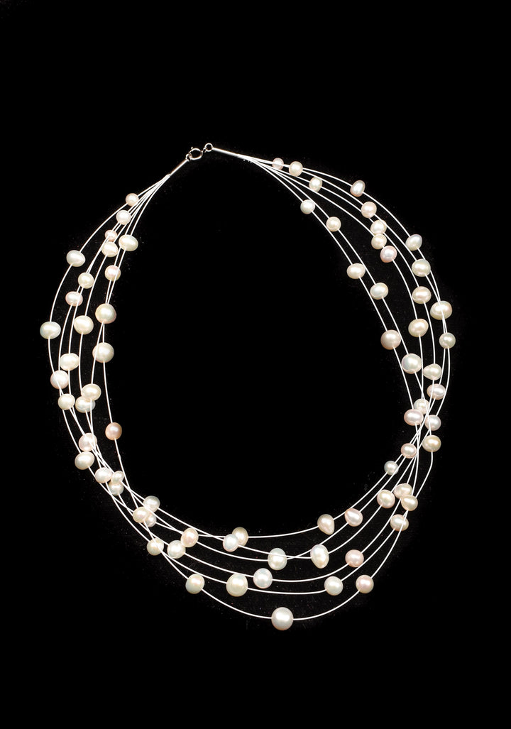 Charming Multistrand Flexible Wire Pearls Necklace (Earrings Not Included)
