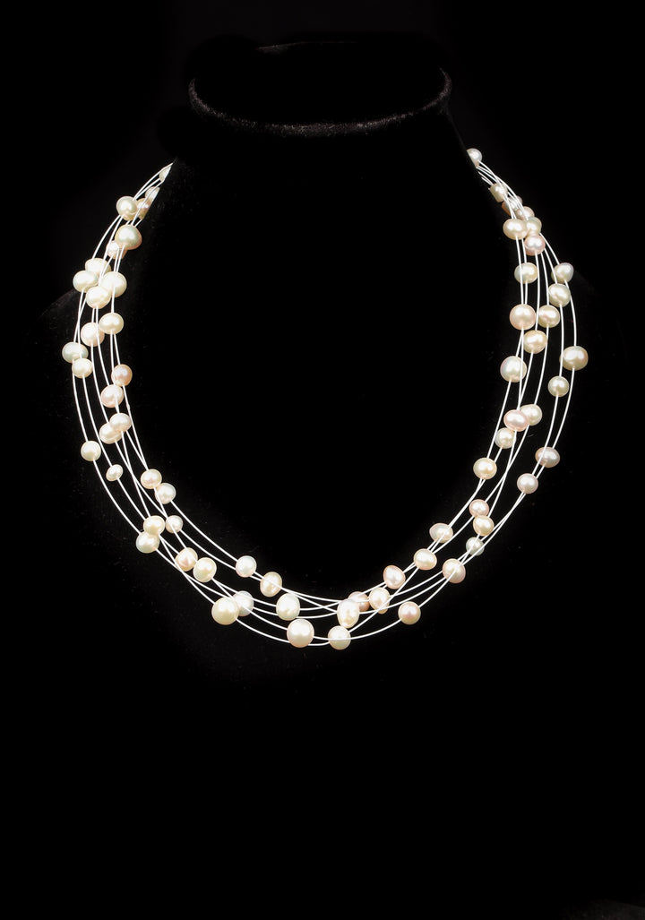 Charming Multistrand Flexible Wire Pearls Necklace (Earrings Not Included)