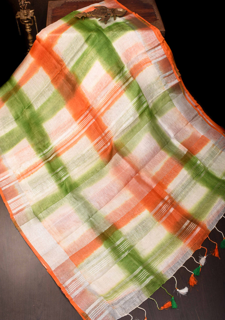 Unique Tri-color Linen Saree with Shibori Hand Pattern | Shobitam Saree