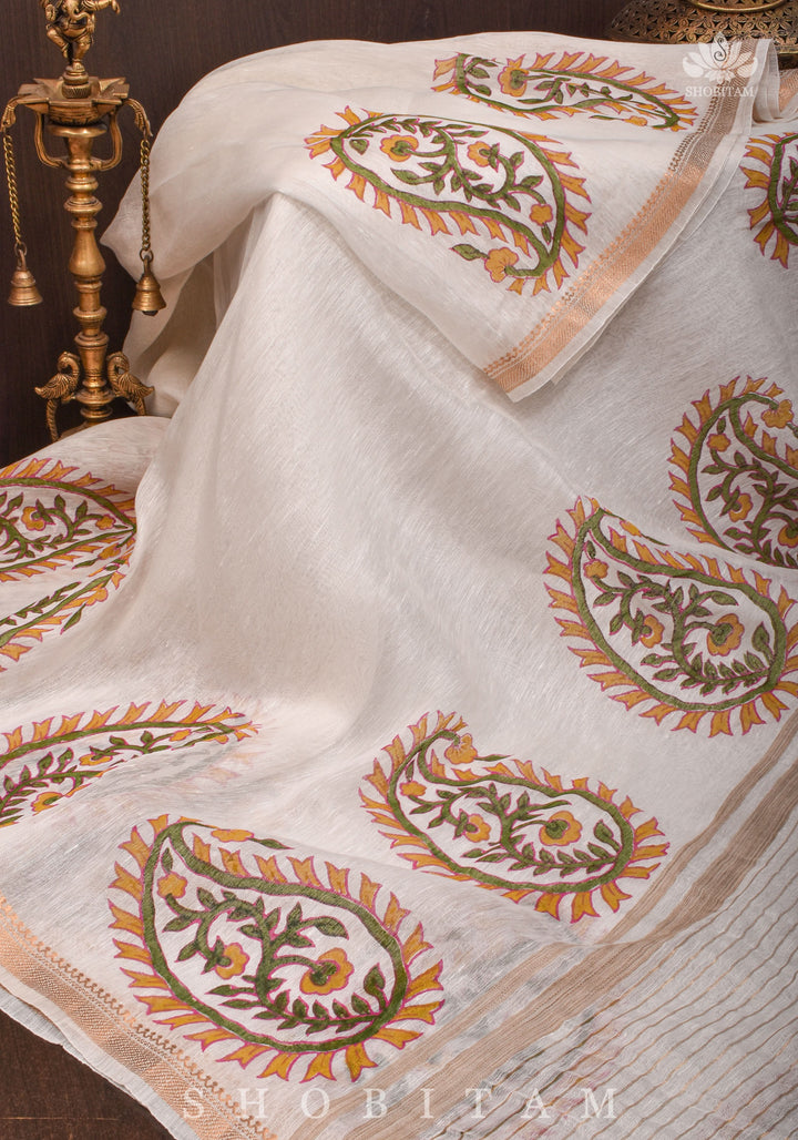 2 Week Preorder : Silk Linen Saree In White with Sanganeri Hand Block Printed Paisley Motifs!