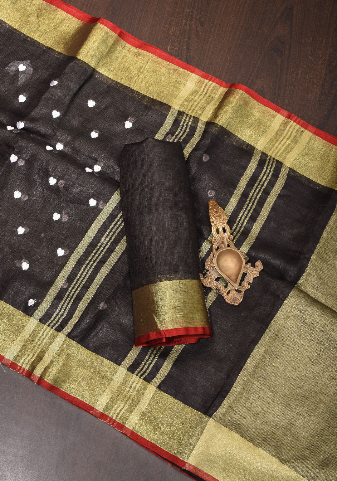 Shobitam Exclusive Celebrity Loving Hearts Embroidered Black Pure Linen Saree
