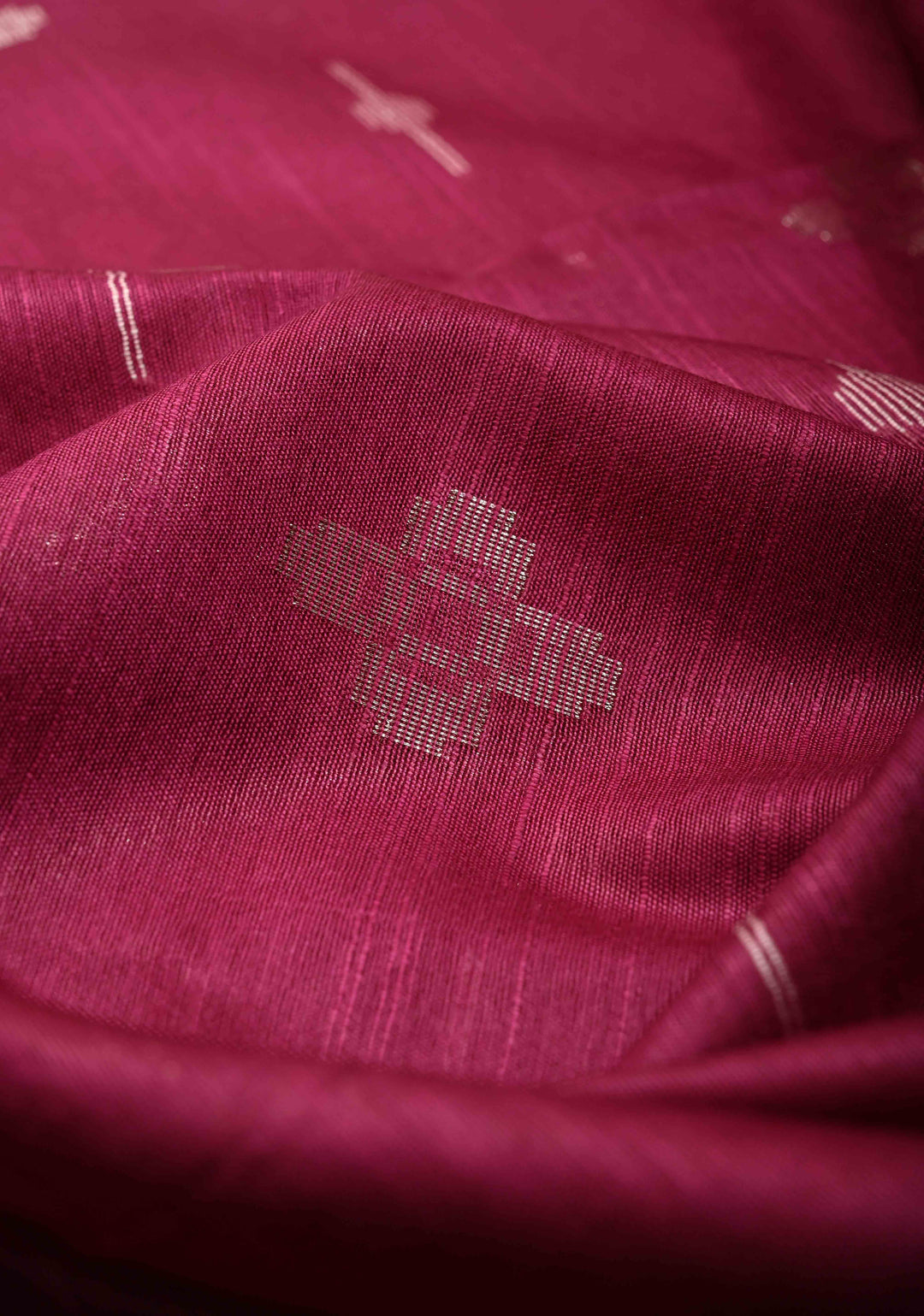 Magenta Borderless Semi Tussar Saree with Zari-Thread Buttas