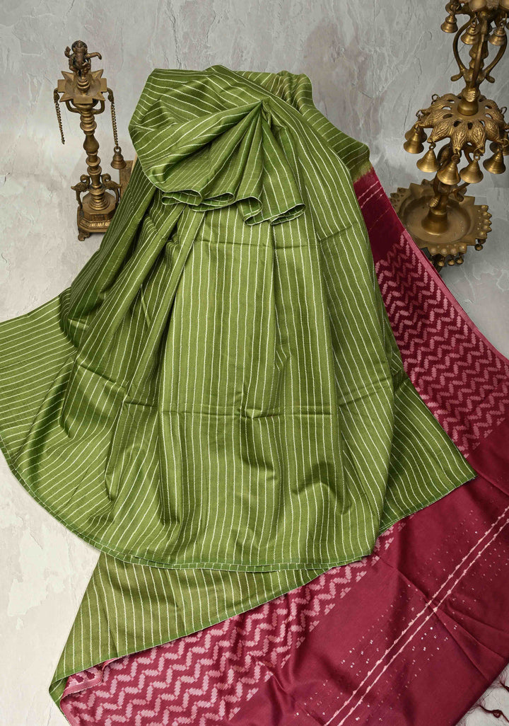Sap Green Borderless Semi Tussar Saree with Thread Horizontal Stripes and Contrast Sequins Pallu