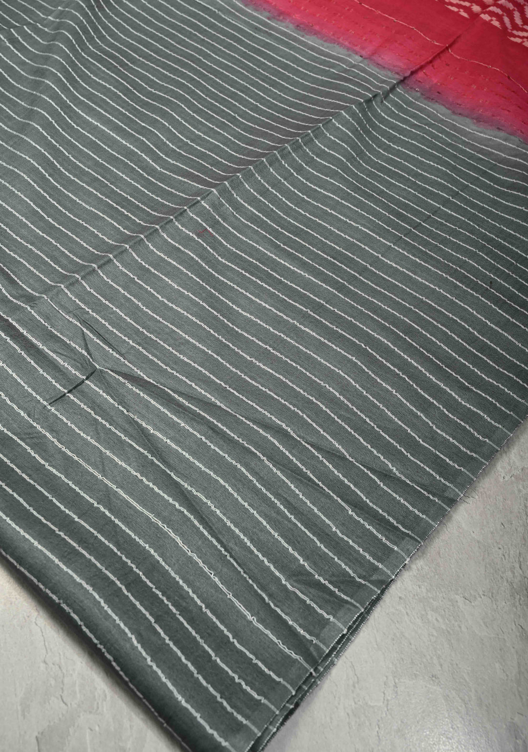 Slate Gray Borderless Horizontal stripes Semi Tussar Saree with Pocket Sequins Detailing and Contrast Pallu