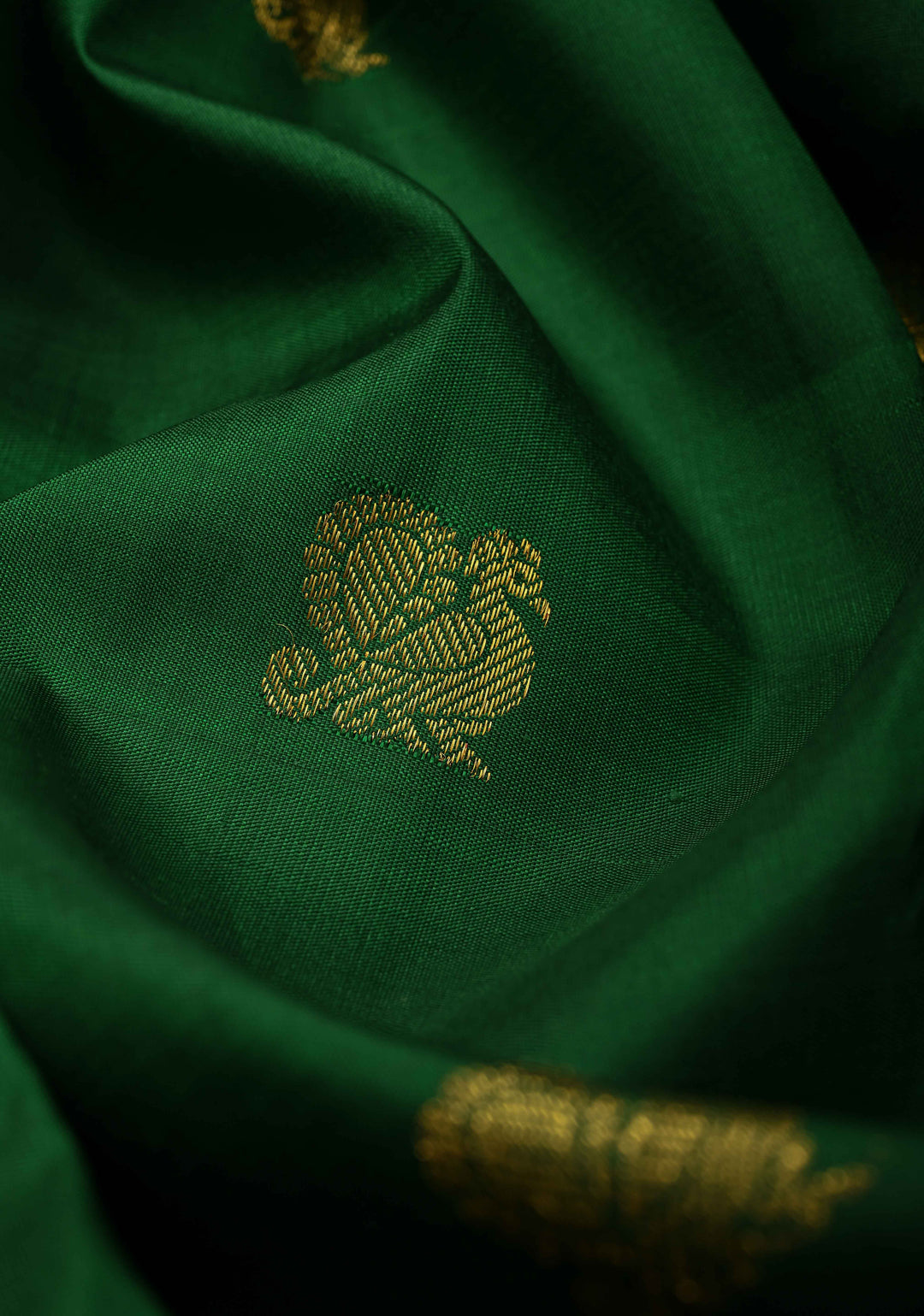 Green Korvai Kanjivaram Pure Silk Saree with Zari Buttas and Contrast Wide Dusty Pink Zari Border | SILK MARK CERTIFIED