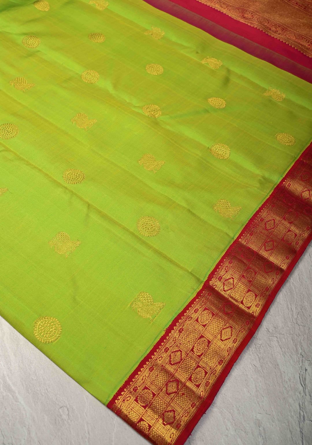 Chartreuse Korvai Kanjivaram Pure Silk Saree with Zari Buttas and Contrast Zari Border | SILK MARK CERTIFIED