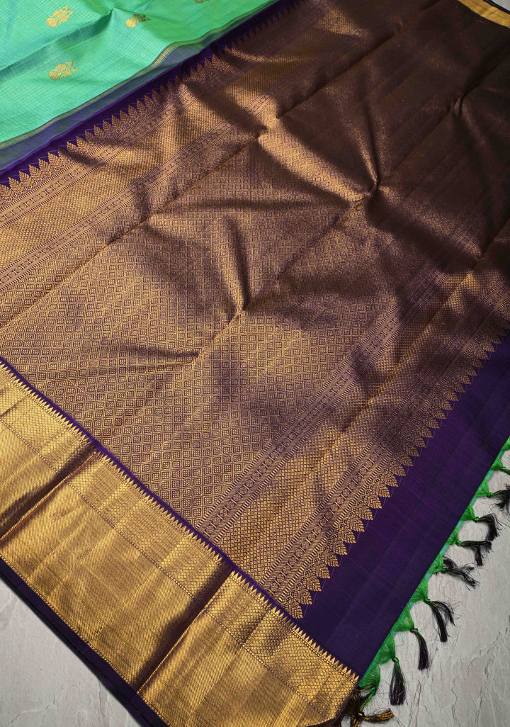 Puer Zari Heritage Podi Kattam Zari checks and Gandaberunda Buttas on Green Dual tone Pure Silk Kanjivaram Saree with Zari | SILK MARK CERTIFIED