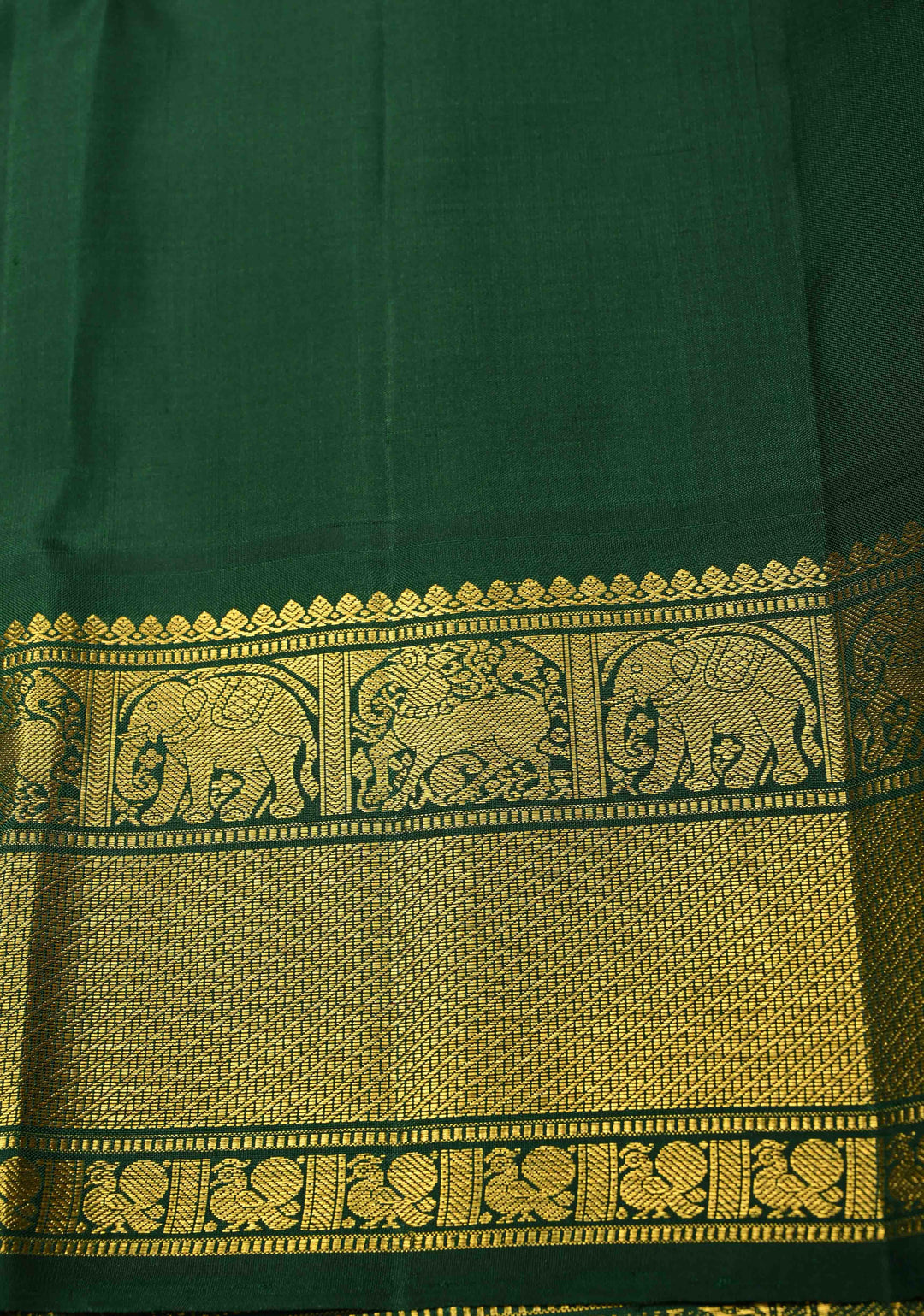 Reddish Pink Korvai Kanjivaram Pure Silk Saree with Floral Zari Buttas and Contrast Zari Border | SILK MARK CERTIFIED