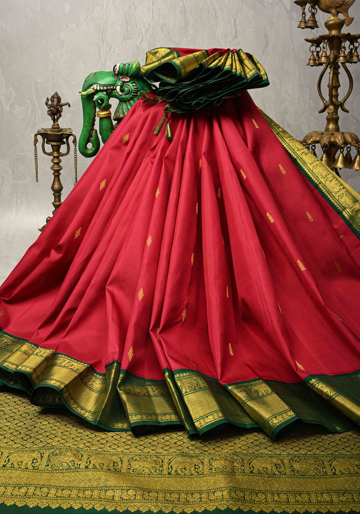 Reddish Pink Korvai Kanjivaram Pure Silk Saree with Floral Zari Buttas and Contrast Zari Border | SILK MARK CERTIFIED
