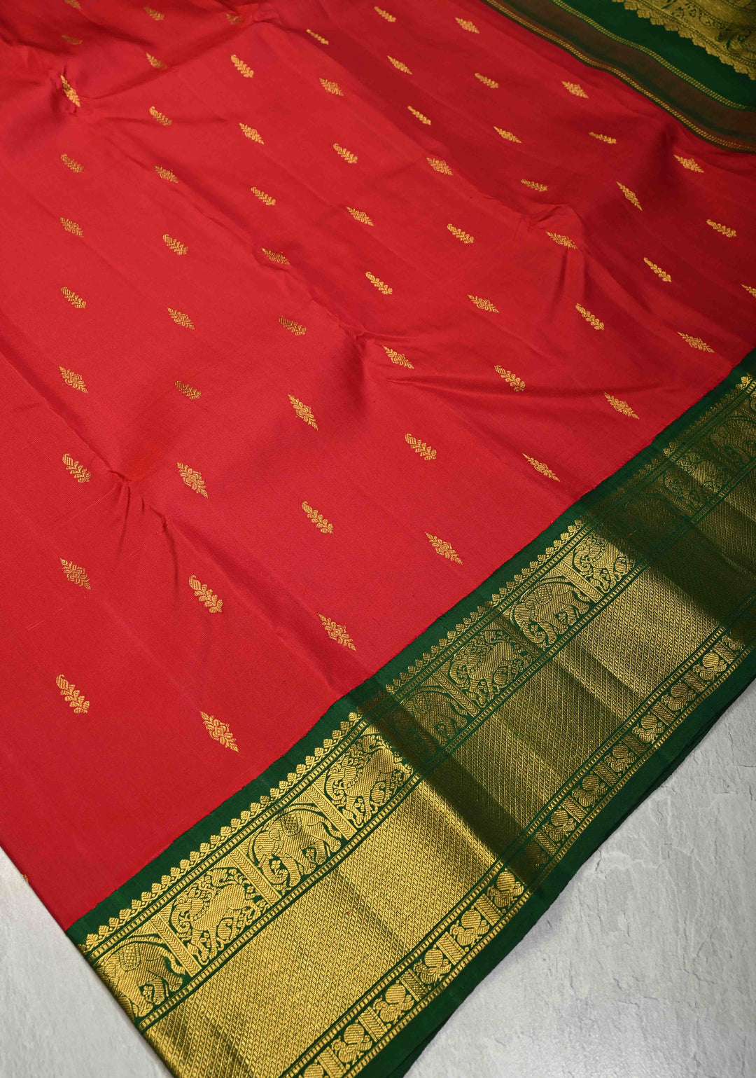 Blood Red Korvai Kanjivaram Pure Silk Saree with Zari Buttas and Contrast Zari Border | SILK MARK CERTIFIED