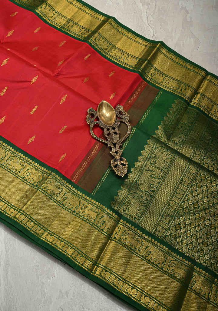 Blood Red Korvai Kanjivaram Pure Silk Saree with Zari Buttas and Contrast Zari Border | SILK MARK CERTIFIED