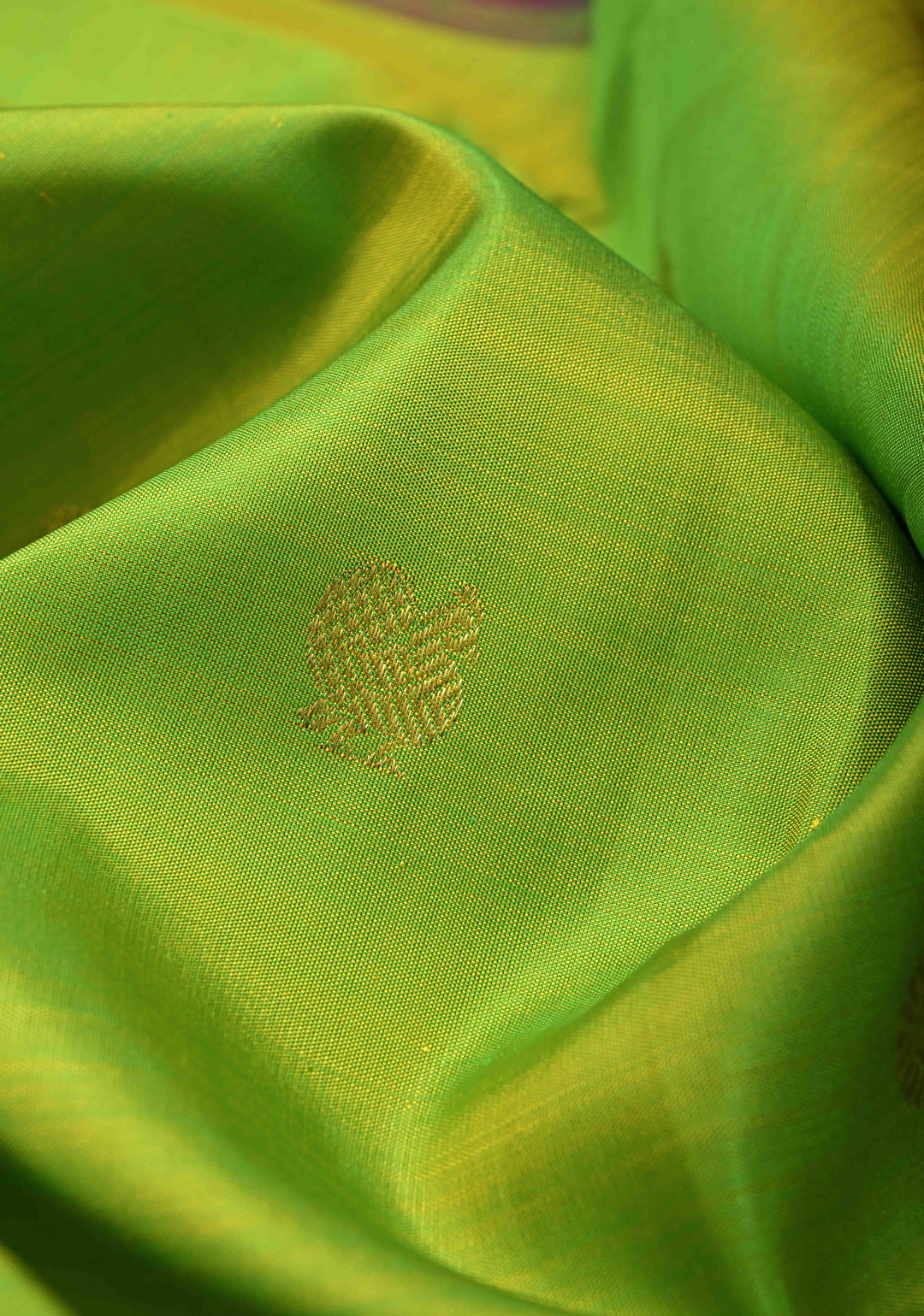 Parrot Green Dual Tone Korvai Kanjivaram Pure Silk Saree with Zari Buttas and Contrast Wide Zari Border | SILK MARK CERTIFIED