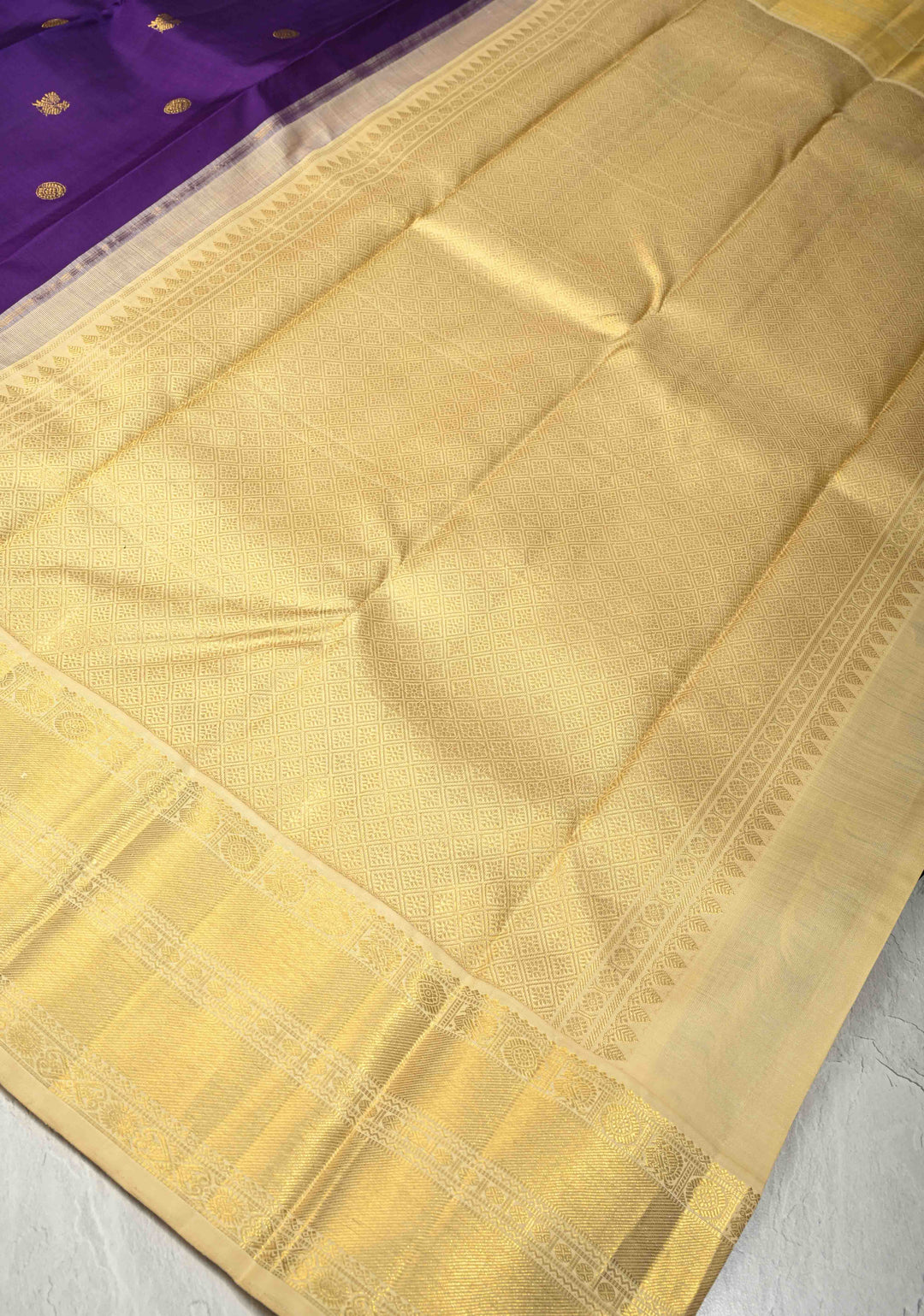 Deep Purple Pure Kanjivaram Silk saree with Zari Buttas and Contrast Korvai Border| SILK MARK CERTIFIED